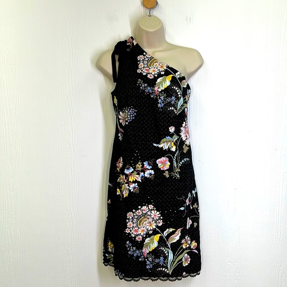 Anthropologie Dresses & Skirts - Anthropologie- Maeve Ashbury Black Floral One Shoulder Shift Dress Size 4